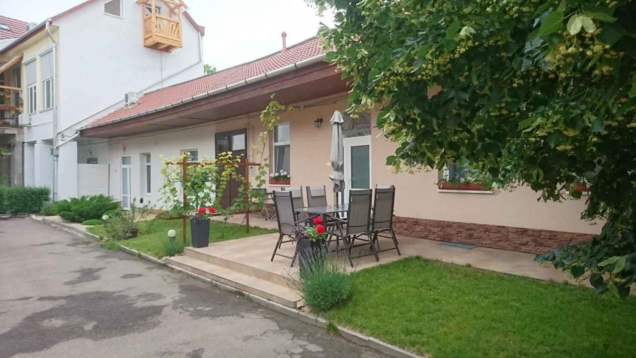 Nobilis Apartman אגר מראה חיצוני תמונה